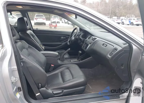 2001 Honda Accord 2.3 Ex из США, поврежденный, VIN 1HGCG32771A032140